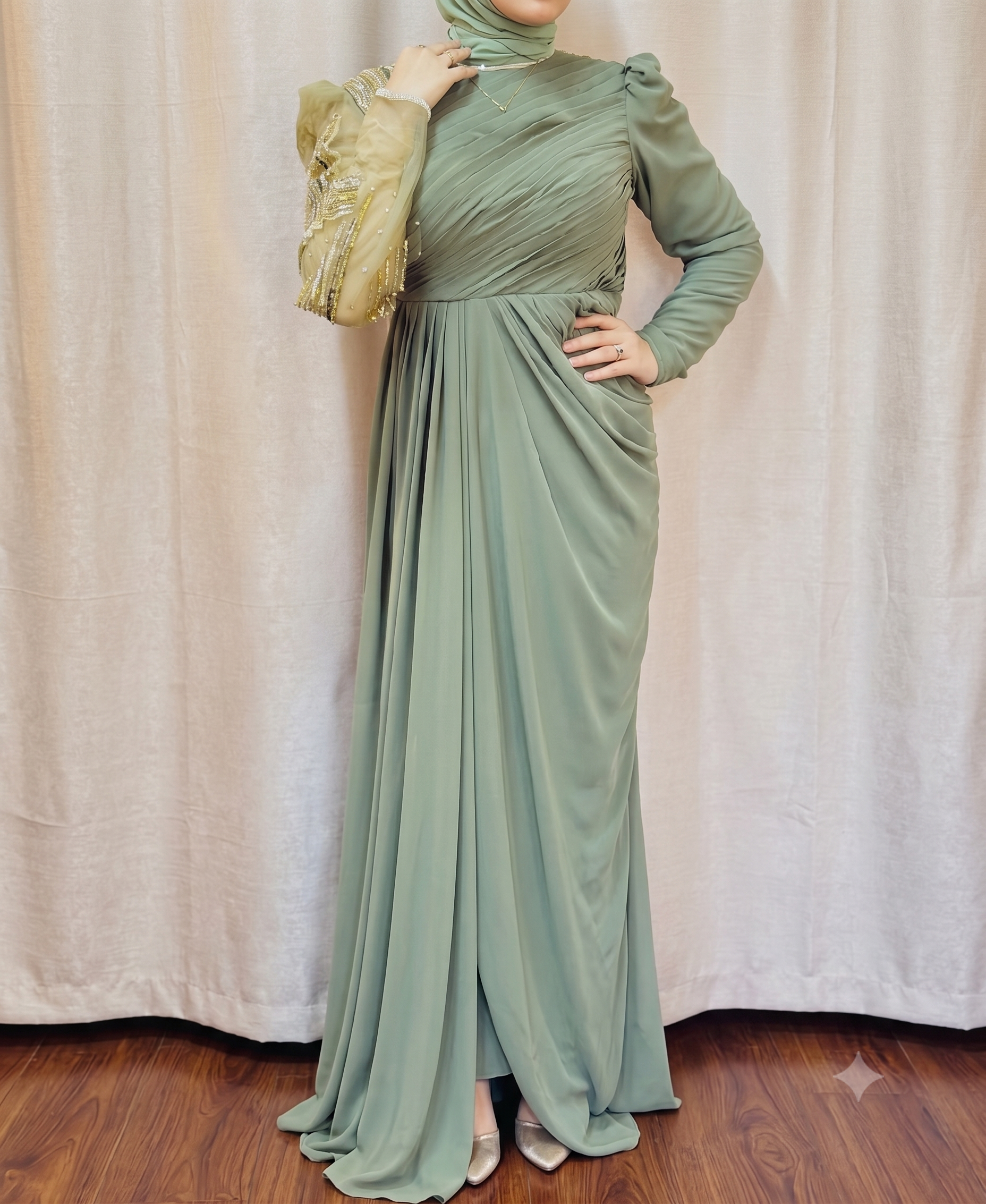 Green Chiffon one Handmade Shoulder